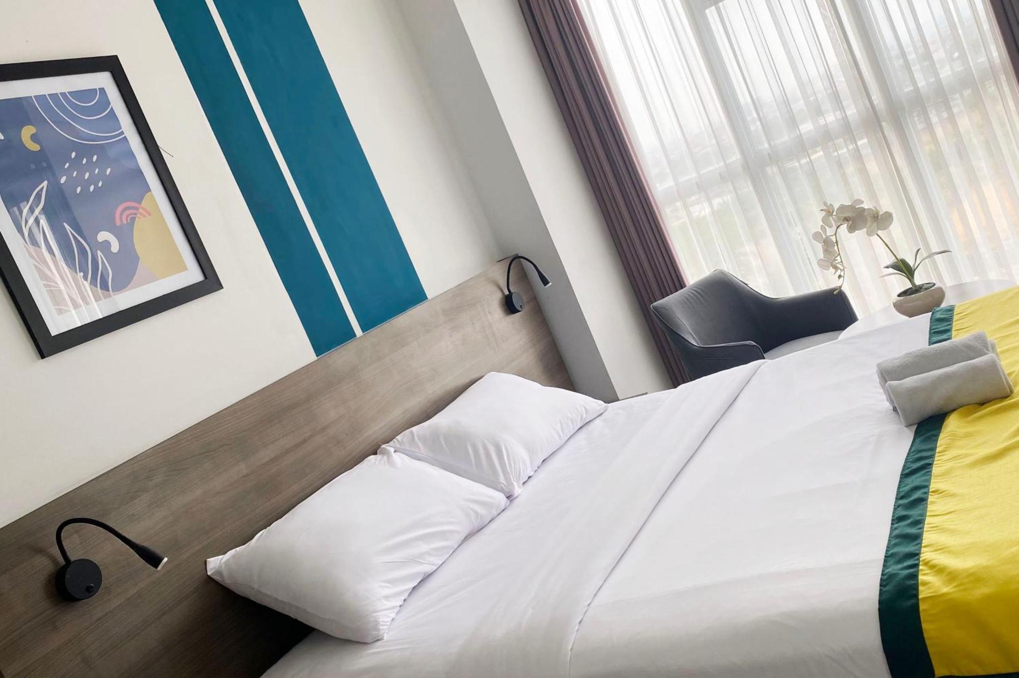 Dhika Serenity * Surabaya